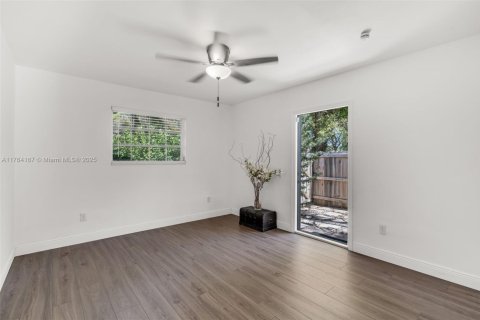 Villa ou maison à vendre à Miami Lakes, Floride: 3 chambres, 159.14 m2 № 1730747 - photo 21