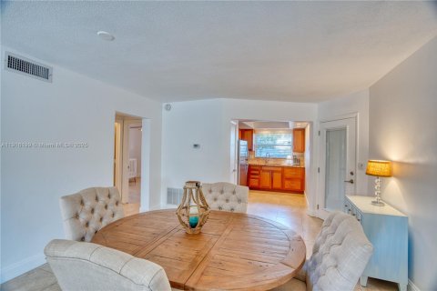 Купить кондоминиум в Норт-Палм-Бич, Флорида 2 спальни, 88.26м2, № 1972023 - фото 19