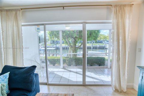 Купить кондоминиум в Норт-Палм-Бич, Флорида 2 спальни, 88.26м2, № 1972023 - фото 20