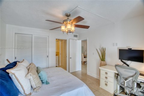 Купить кондоминиум в Норт-Палм-Бич, Флорида 2 спальни, 88.26м2, № 1972023 - фото 27