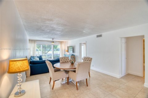 Купить кондоминиум в Норт-Палм-Бич, Флорида 2 спальни, 88.26м2, № 1972023 - фото 11