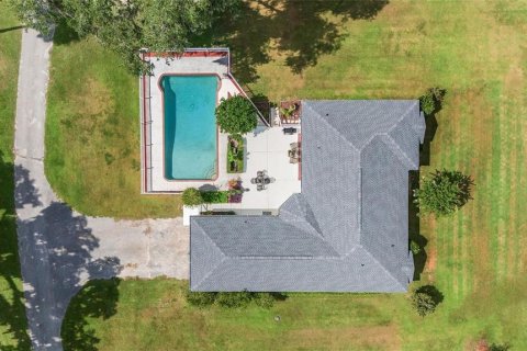 House in Ocala, Florida 9 bedrooms, 528.15 sq.m. № 2104959 - photo 9