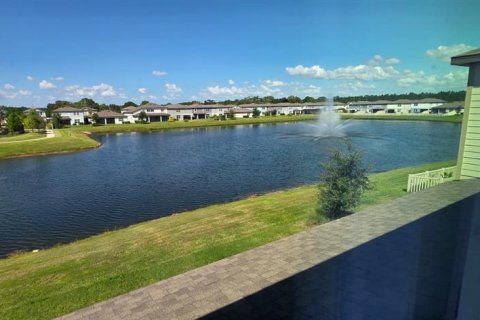 Villa ou maison à louer à Land O' Lakes, Floride: 5 chambres, 396.88 m2 № 2401031 - photo 2
