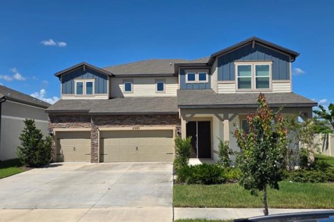 Villa ou maison à Land O' Lakes, Floride 5 chambres, 396.88 m2 № 2401031