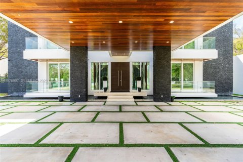 Casa en venta en Pinecrest, Florida, 8 dormitorios, 771.65 m2 № 2042335 - foto 2