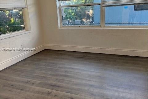 House in Miami, Florida 3 bedrooms, 109.16 sq.m. № 1474442 - photo 9