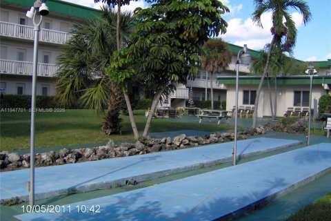 Condominio en alquiler en Hallandale Beach, Florida, 1 dormitorio, 59.46 m2 № 2003852 - foto 13