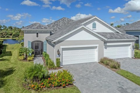 House in Venice, Florida 3 bedrooms, 171.87 sq.m. № 2430589