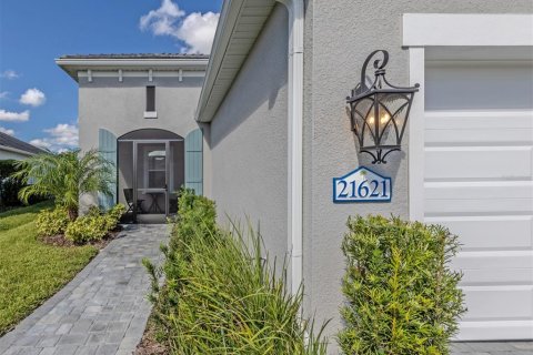 House in Venice, Florida 3 bedrooms, 171.87 sq.m. № 2430589 - photo 4
