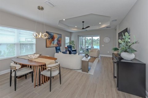House in Venice, Florida 3 bedrooms, 171.87 sq.m. № 2430589 - photo 6