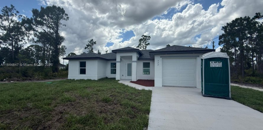 House in Lehigh Acres, Florida 3 bedrooms № 1841265