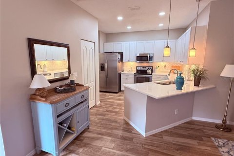 Copropriété à louer à Sun City Center, Floride: 2 chambres, 101.54 m2 № 1652429 - photo 6