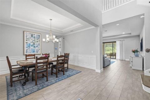 House in Lutz, Florida 7 bedrooms, 485.32 sq.m. № 2350327 - photo 7