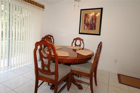 Casa en venta en Summerfield, Florida, 3 dormitorios, 122.35 m2 № 2233489 - foto 9