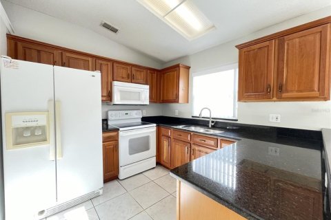 House in Orlando, Florida 3 bedrooms, 141.3 sq.m. № 1816318 - photo 12