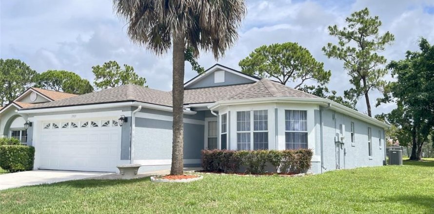 House in Orlando, Florida 3 bedrooms, 141.3 sq.m. № 1816318