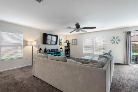 Casa en venta en Palm Coast, Florida, 4 dormitorios, 172.98 m2 № 1783140 - foto 6