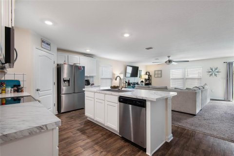 Casa en venta en Palm Coast, Florida, 4 dormitorios, 172.98 m2 № 1783140 - foto 15