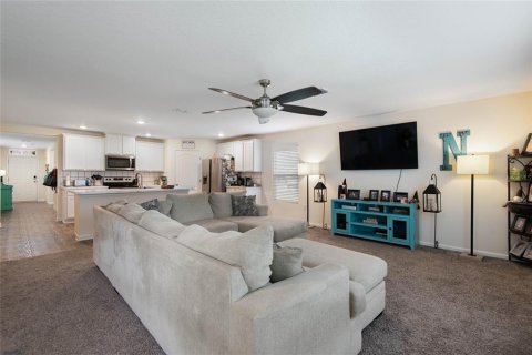 Casa en venta en Palm Coast, Florida, 4 dormitorios, 172.98 m2 № 1783140 - foto 10
