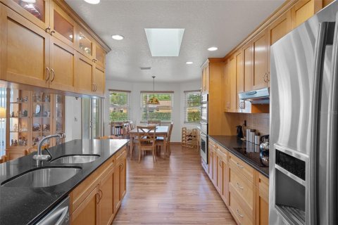 House in Spring Hill, Florida 3 bedrooms, 169.27 sq.m. № 2096547 - photo 24
