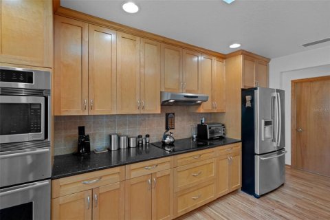 House in Spring Hill, Florida 3 bedrooms, 169.27 sq.m. № 2096547 - photo 23