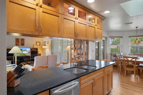 House in Spring Hill, Florida 3 bedrooms, 169.27 sq.m. № 2096547 - photo 25