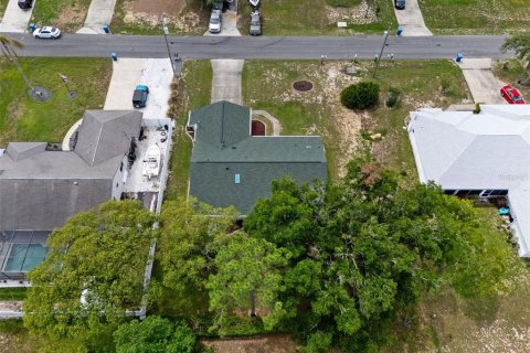 House in Spring Hill, Florida 3 bedrooms, 169.27 sq.m. № 2096547 - photo 5