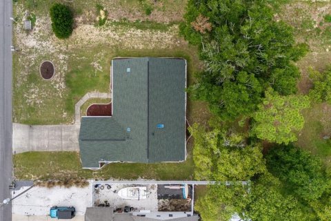 House in Spring Hill, Florida 3 bedrooms, 169.27 sq.m. № 2096547 - photo 4