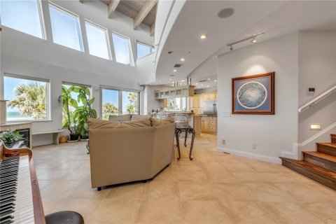 Villa ou maison à vendre à New Smyrna Beach, Floride: 5 chambres, 613.71 m2 № 1745264 - photo 9