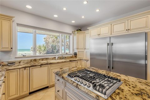 Villa ou maison à vendre à New Smyrna Beach, Floride: 5 chambres, 613.71 m2 № 1745264 - photo 18