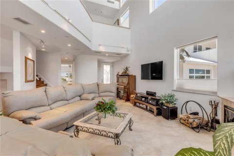 Villa ou maison à vendre à New Smyrna Beach, Floride: 5 chambres, 613.71 m2 № 1745264 - photo 13