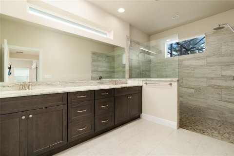 House in New Smyrna Beach, Florida 3 bedrooms, 224.92 sq.m. № 1915091 - photo 25