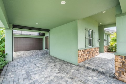 House in New Smyrna Beach, Florida 3 bedrooms, 224.92 sq.m. № 1915091 - photo 5