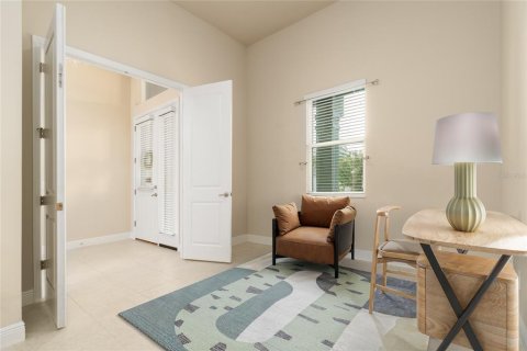 House in New Smyrna Beach, Florida 3 bedrooms, 224.92 sq.m. № 1915091 - photo 9