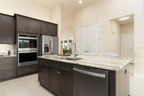 House in New Smyrna Beach, Florida 3 bedrooms, 224.92 sq.m. № 1915091 - photo 14