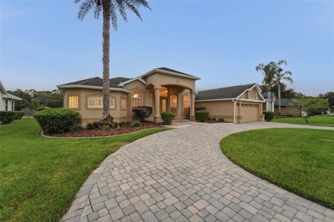 Villa ou maison à vendre à Longwood, Floride: 4 chambres, 232.16 m2 № 2324920 - photo 4