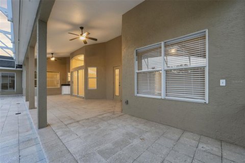 Villa ou maison à vendre à Longwood, Floride: 4 chambres, 232.16 m2 № 2324920 - photo 7