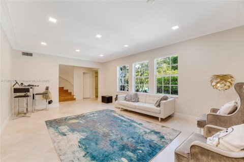 Casa en alquiler en Miami Beach, Florida, 5 dormitorios, 338.26 m2 № 1953579 - foto 8