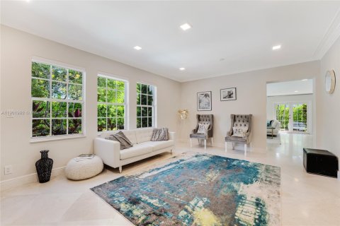 Casa en alquiler en Miami Beach, Florida, 5 dormitorios, 338.26 m2 № 1953579 - foto 7