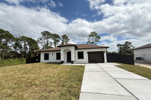 Casa en venta en Lehigh Acres, Florida, 3 dormitorios, 98.48 m2 № 1969454 - foto 1