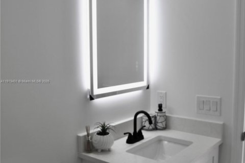 Casa en venta en Lehigh Acres, Florida, 3 dormitorios, 98.48 m2 № 1969454 - foto 17