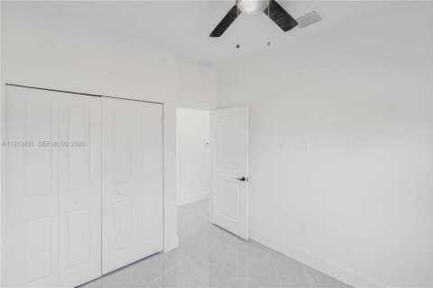 Купить виллу или дом в Лихай-Эйкерс, Флорида 3 спальни, 98.48м2, № 1969454 - фото 23