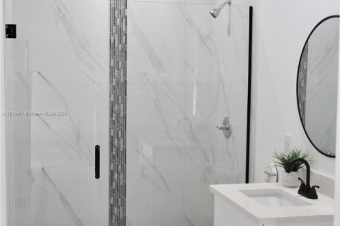 Casa en venta en Lehigh Acres, Florida, 3 dormitorios, 98.48 m2 № 1969454 - foto 13