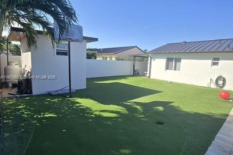 Снять в аренду виллу или дом в Хайалиа, Флорида 4 спальни, 124.02м2, № 1964134 - фото 3