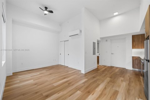 Appartement à louer à Miami, Floride: 37.16 m2 № 2024672 - photo 6