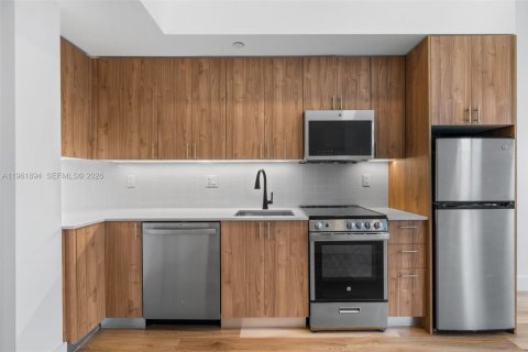 Appartement à louer à Miami, Floride: 37.16 m2 № 2024672 - photo 3