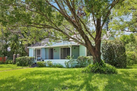 House in Tampa, Florida 3 bedrooms, 133.87 sq.m. № 1885576 - photo 3