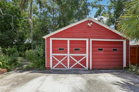 House in Tampa, Florida 3 bedrooms, 133.87 sq.m. № 1885576 - photo 14