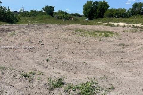 Terrain à vendre à Lehigh Acres, Floride № 2022472 - photo 7