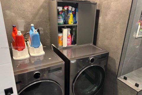 Condo in Aventura, Florida, 3 bedrooms  № 2043594 - photo 30